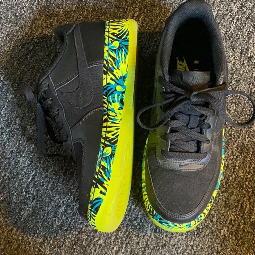 Nike air